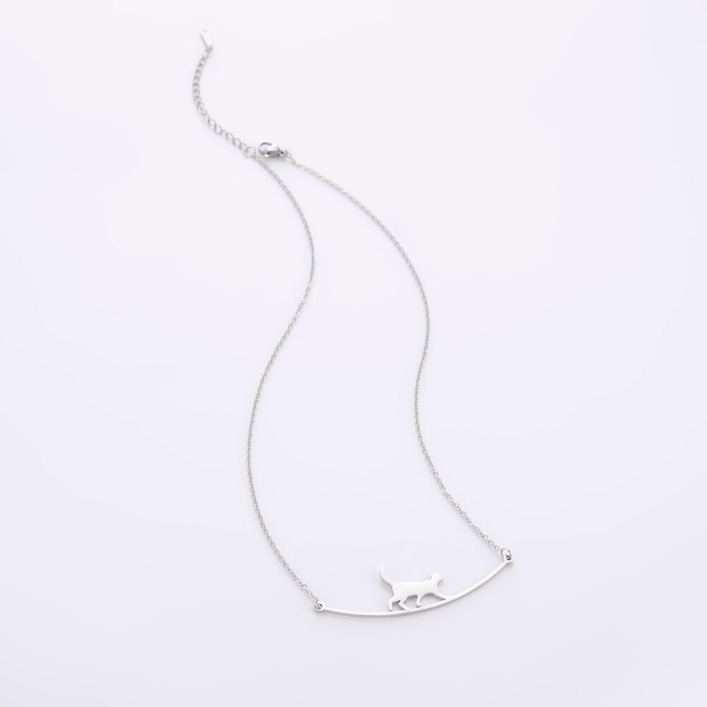 Cazador Cute Walking Cat Pendant Chain Necklaces Stainless Steel Jewelry Simple Cat Curved Choker Necklaces Women Party Wedding