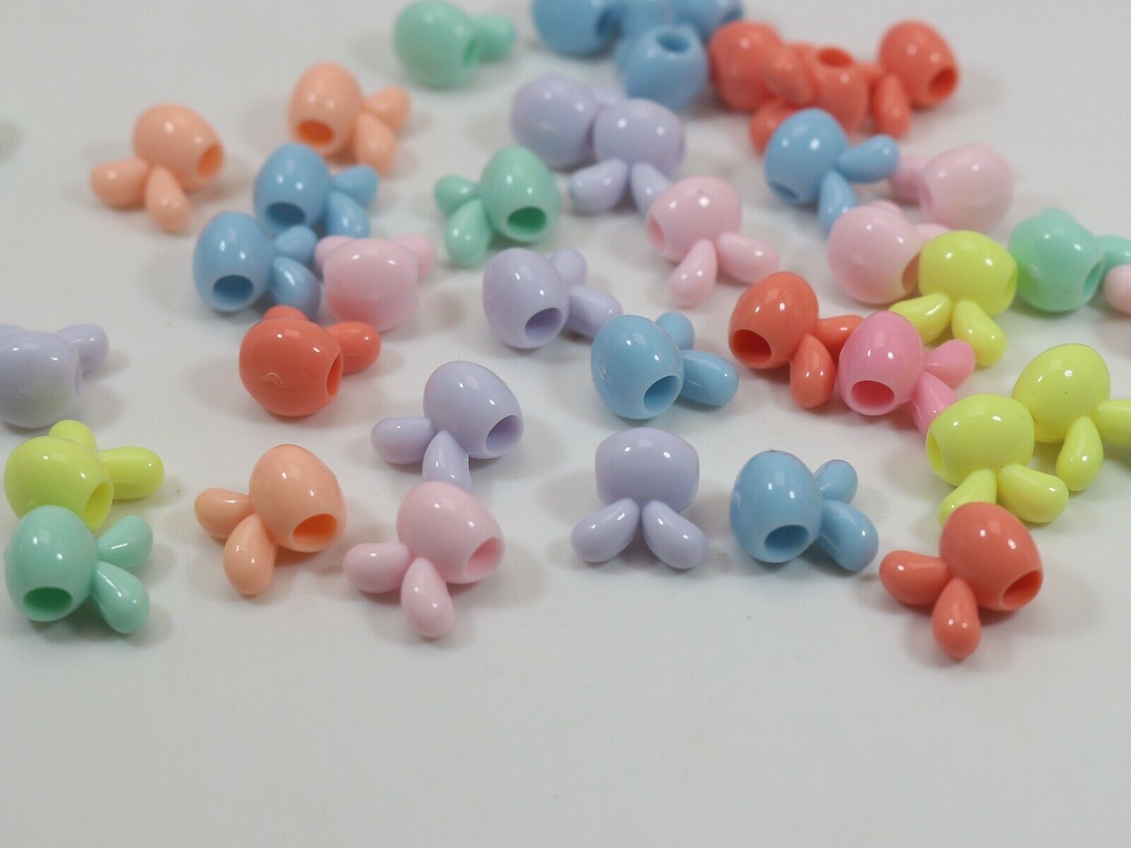 200 Mixed Pastel Color Acrylic Various Shape Pony Beads for Kids Kandi Craft: Rabbit head 9MM