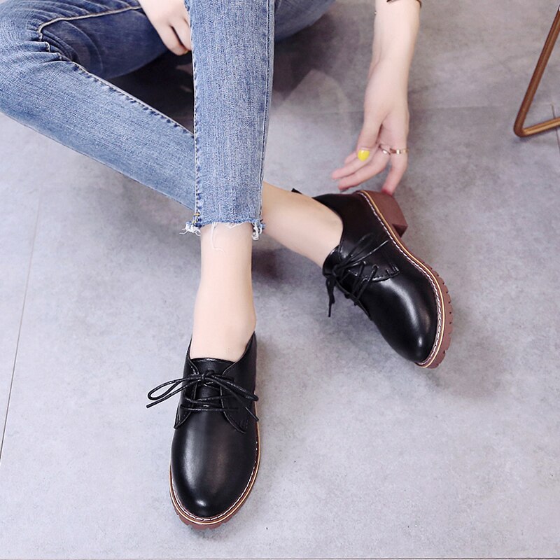 Oxfords Women Shoes Female Patent Leather Lace Up Plus Size Casual Shoes Woman Heels Platform Autumn Ladies Shoes