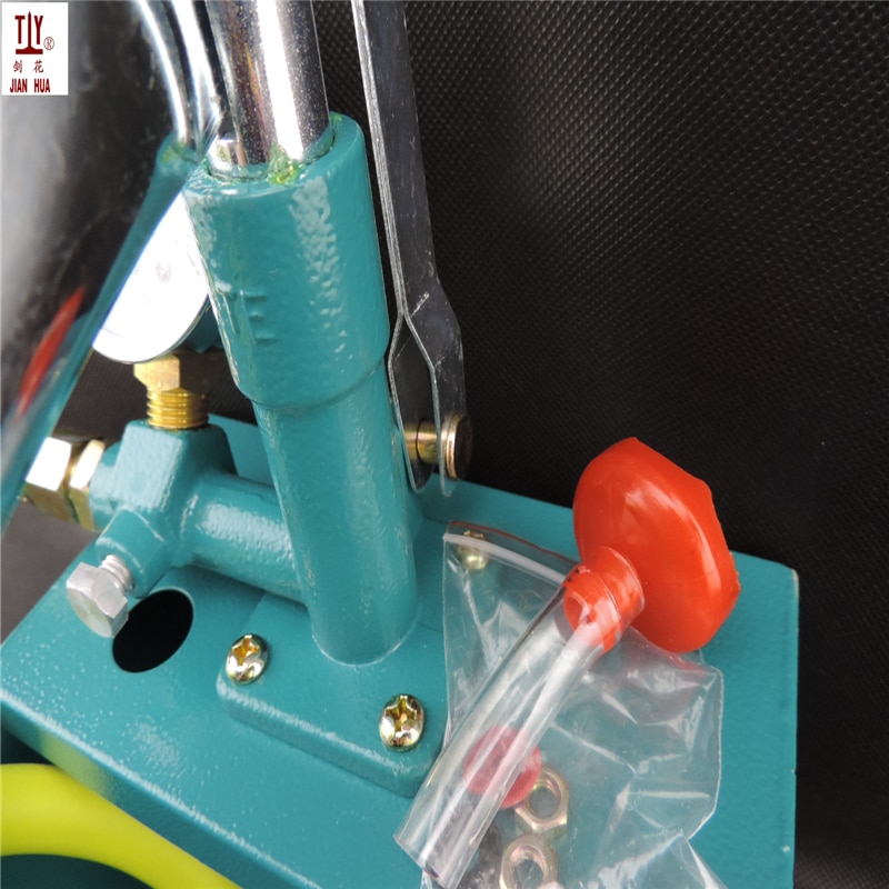 A manual pressure test pump 25kg hand pressure testing pump 2.5bar, Manual Water Pipe Pressure Test Pump
