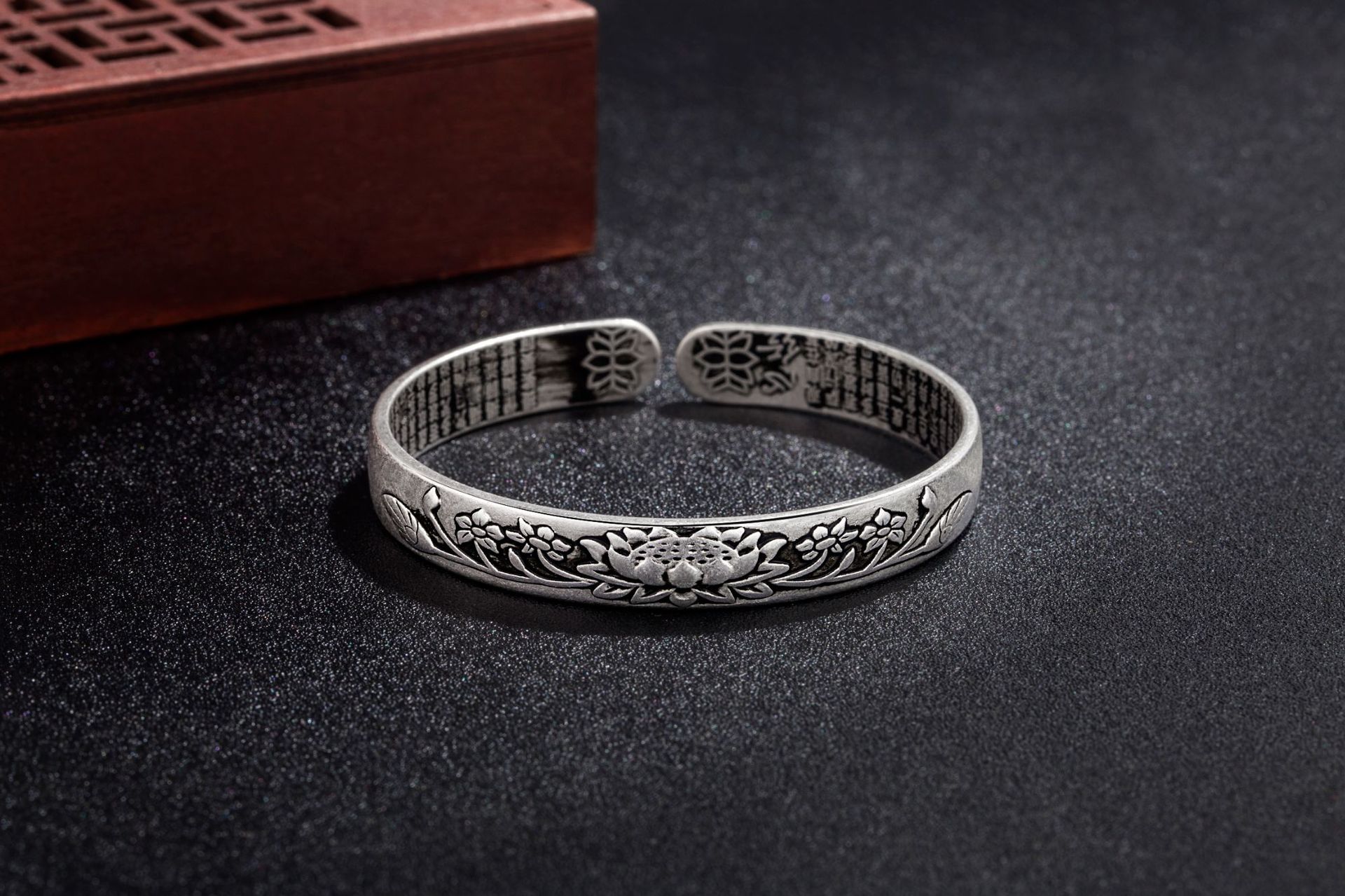 30% Verzilverd Retro Lotus Bloem Dames Bangle Sieraden Voor Vrouwen