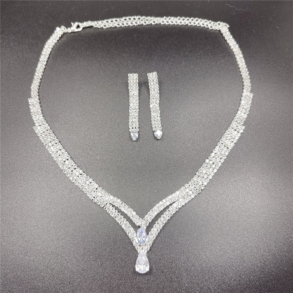 Mode Kristal Bruids Sieraden Sets Zilver Kleur Geometrische Choker Ketting Oorbellen Armband Ring Vier Stuk Bruiloft Sieraden Set