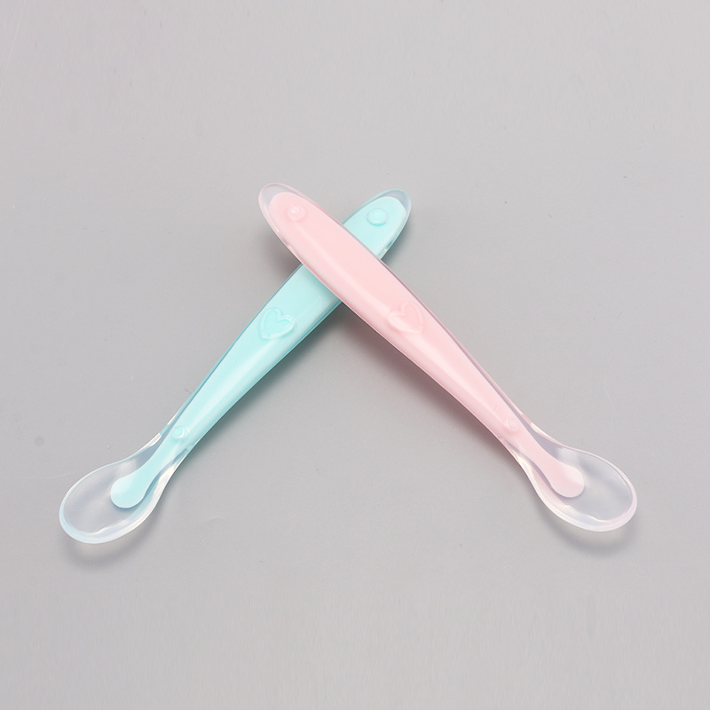 Cuillère en silicone souple pour bébé, spéciale, couleur de bonbons, détection de température, outils d&#39;alimentation pour -né, enfant
