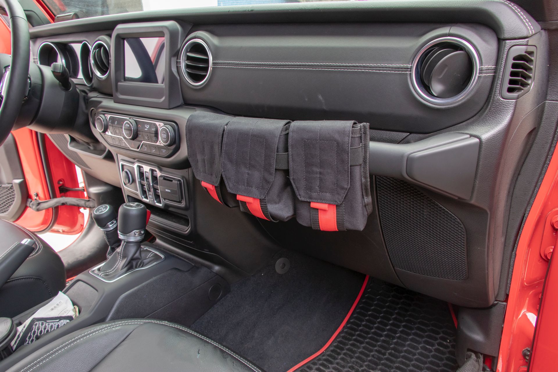 Passenger side storage bag for wrangler JL + JL1140