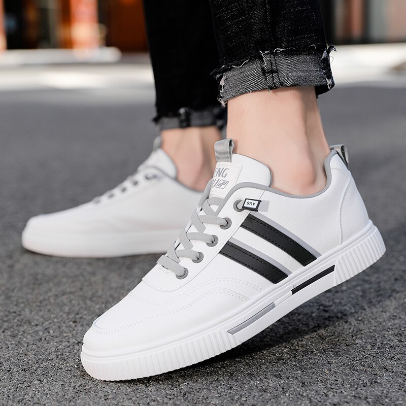 Hiver hommes chaussures Chaussures de Marche chaussures de plein air pour hommes blanc Toile chaussures hommes chaussures Plates menWarm cuir chaussures décontractées 40