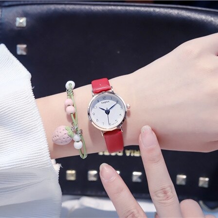 Dameshorloge met hartvormige blauwe wijzer dames quartzhorloges casual klein wit leren klokje dames polshorloges: Rood