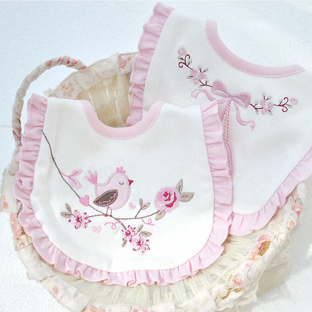 Schattige Baby Slabbetjes Katoen Roze Geborduurde Speeksel Handdoek Zacht Zuigeling Pasgeboren Burp Doeken Herbruikbare Dubbele Laag Baby Bandana Kleding