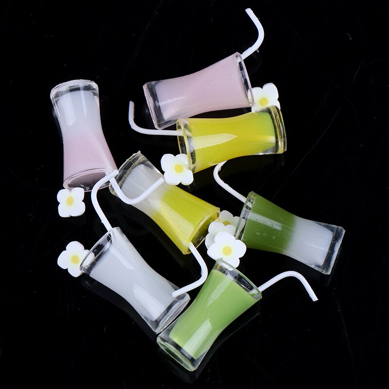 4pcs 1/12 Dollhouse Miniature Resin Cocktail Cup Drink Glass Toy Doll House Decoration 1:12 Simulation Room Furniture Toys