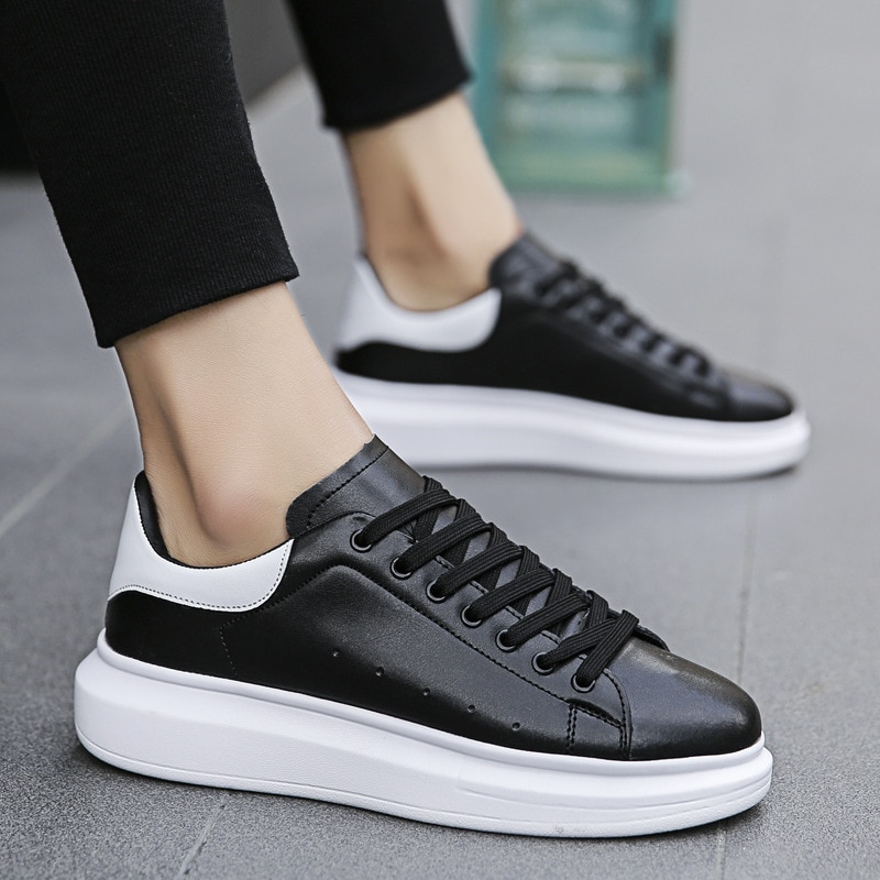 Män fritidsskor sneakers läder män skor bekväma lätta skor skor zapatillas  c1-10a: Svart / 8.5