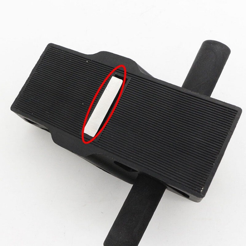 1 pièces Mini main pousser en plastique noir bois rabot main rabotage petite raboteuse bois outils de bricolage