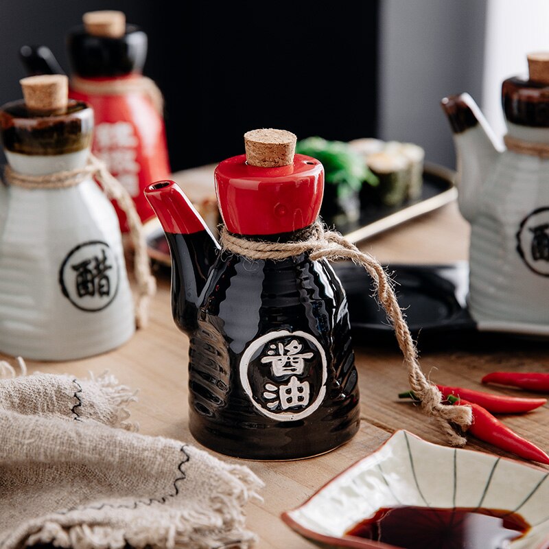 Ceramic Mini Seasoning Bottle Japanese Style Oil Pot Soy Sauce Pot Vinegar Pot Restaurant Home Vinegar Bottle Dispenser ZB464