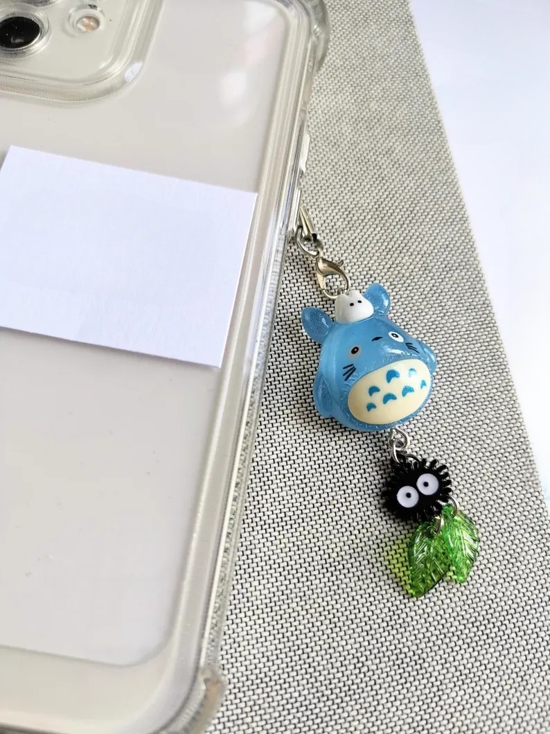 Studio ghibli anime inspirert min nabo totoro blå totoro chu chibi soot sprite telefon sjarm nøkkelring til mobil: Default Title