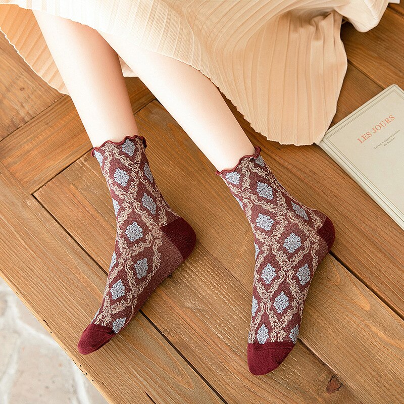 Calcetines Harajuku de estilo pijo, Retro, Vintage, de equipo, con pinta Floral, con volantes, Kawaii japonés, calcetín de mujer para Navidad