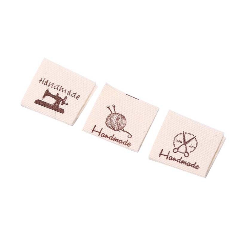 100Pcs Handmade Mit Liebe Kleidung Etiketten Geprägte Tags DIY Flagge Etiketten Für Garment Nähen Zubehör