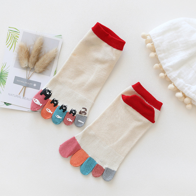 Leuke Enkel Vijf Vinger Sokken Vrouwen Katoen Beer Doseren Wit Harajuku Girl No Show Sokken Met Tenen: red