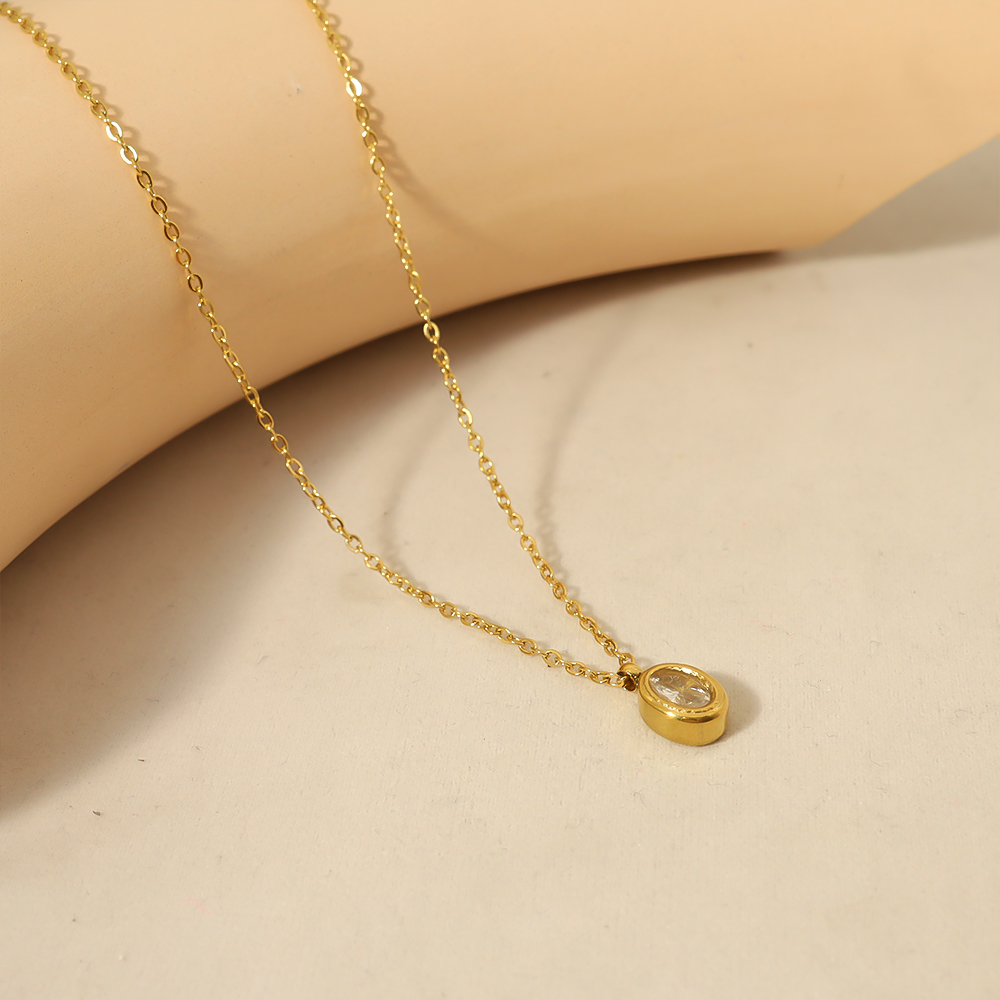 WILD & FREE Collar colgante de zircon de acero inoxidable dorado de 18K dama encanto cadena fina joyería de impermeable: Rojo óxido