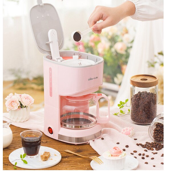 Drip Type Automatic Expresso Coffee Maker 0.7L Insulation 65-75°