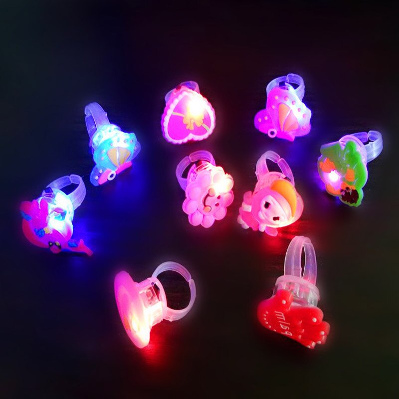 5 Stks/set Cartoon Lichtgevende Ringen Glow In The Dark Speelgoed Voor Kinderen Cartoon Leuke Party Speelgoed Kinderen Voor Meisje willekeurig Patroon