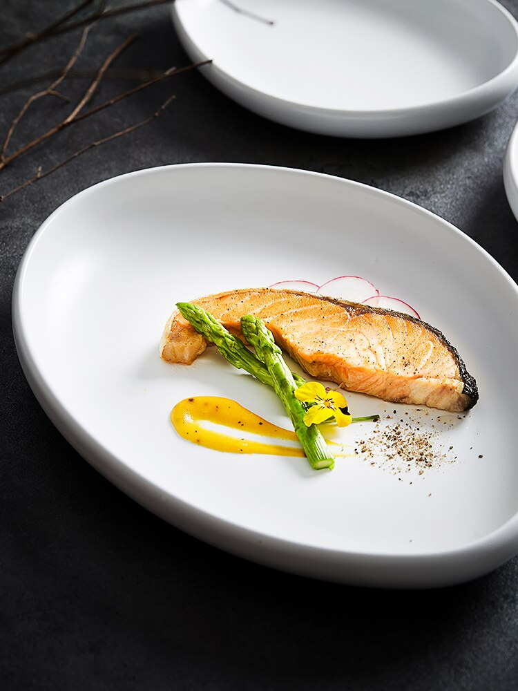 Modern Oval Ceramic Dinner Plate Household Simple Tableware Set Steak Barbecue Plate Table Decoration Kitchen Utensils Porcelain