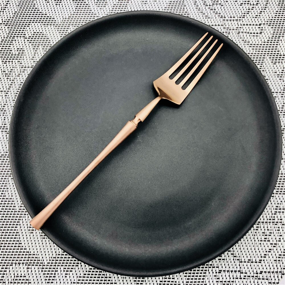 Gorgeous Retro Rose Gold Cutlery Set Copper Stainless Steel Dinnerware Set Knife Forks Teaspoon Wedding Tableware Set 1Piece: 05 Dessert Fork