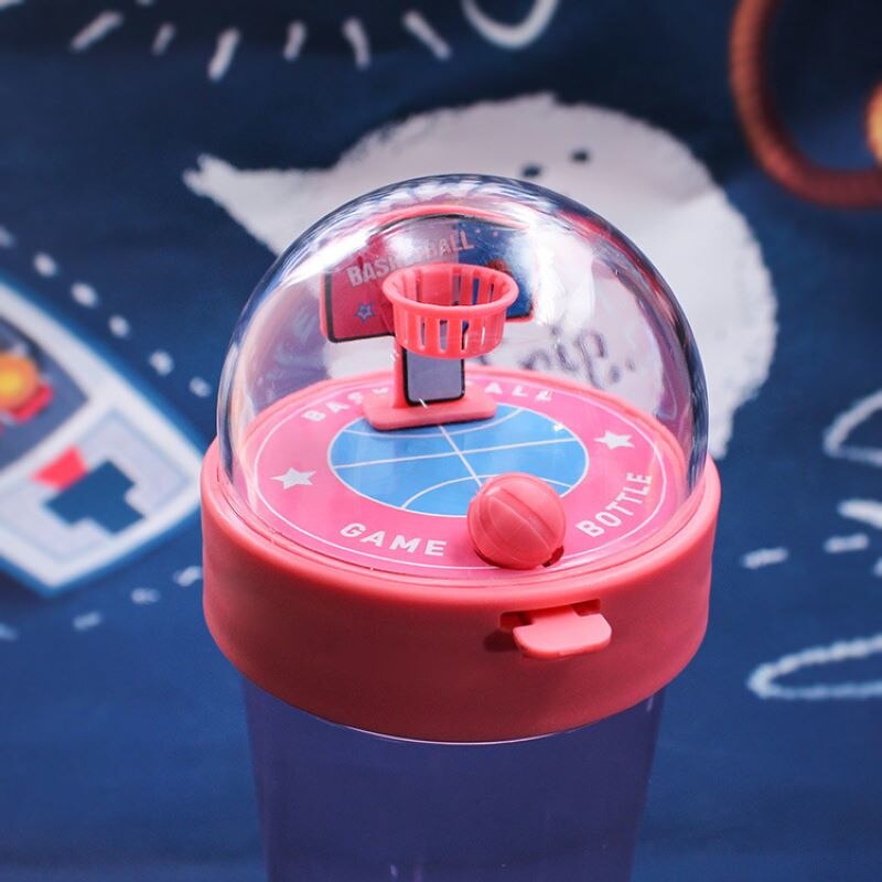 Gros basket-ball tir bouteille d'eau mignon couleur hommes et femmes bouilloire courrier gratuit enfants Drinkware