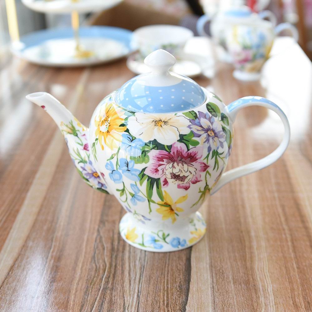 Export British teapot afternoon tea set ceramic European cup set wedding bone china: Style B