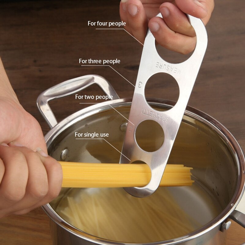 Rustfrit stål pasta spaghetti måler fire-hullers måleværktøj køkken gadget måleværktøj