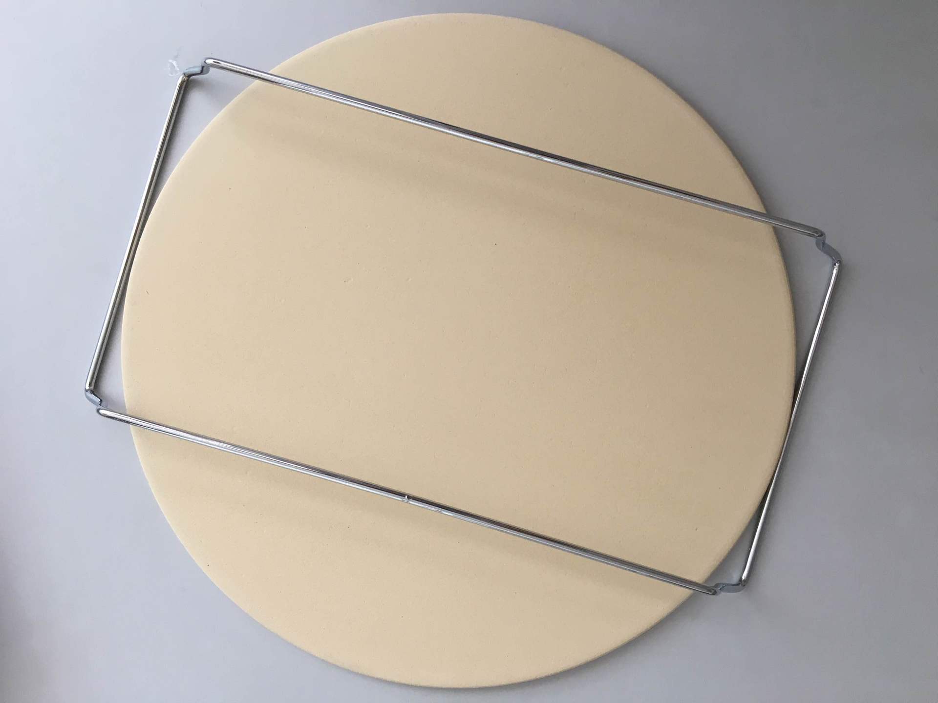 9/11/12/13/15'' Pizza Stone Board with Steel Handle Round Fire-resistant Ceramic Insulation Plate Pizza Pan 9 Inch Pizza Stone