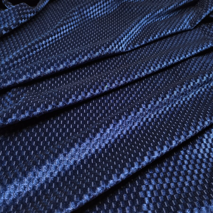 Fluwelen stof jurk reliëf prachtige stof voor overhemd kleding zacht fluweel huis textiel gordijn