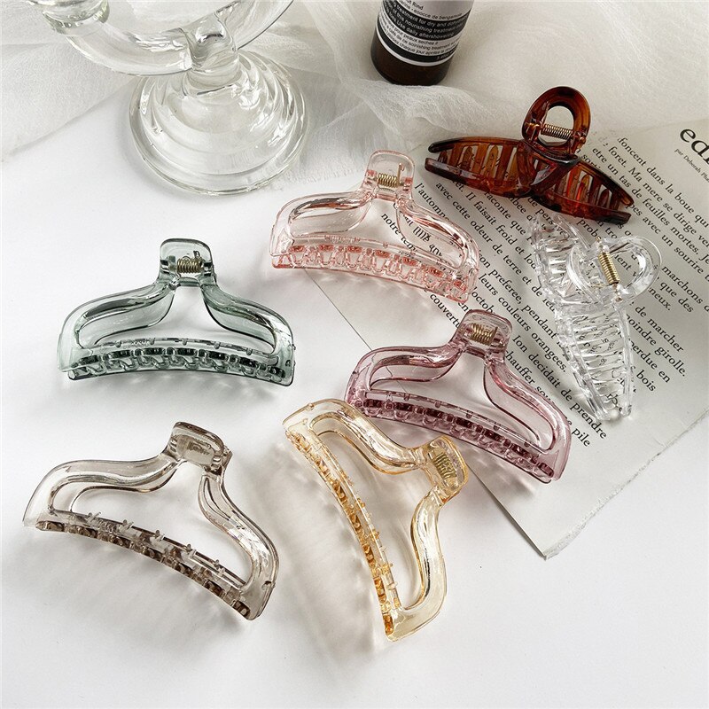 Transparent Love Heart Hair Claws Hair Crab Women Convex Shape Geometric Hairpins Hair Clips Acrylic Barrettes Hair Accessories