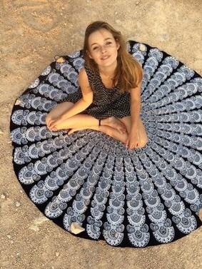 150*150 cm dunne stijl Ronde Strandlaken badhanddoek mat strand zonnebrandcrème sjaal: black  kong que