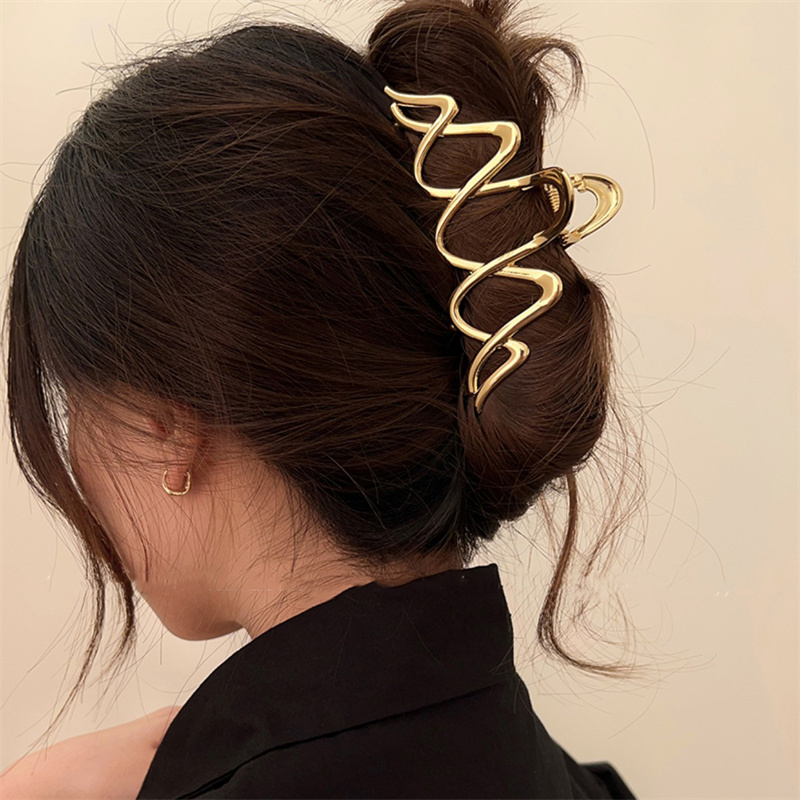 Pinza para el pelo para mujer, pinza para el pelo de Metal dorado y plateado con ondas geométricas elegantes, accesorios grandes, pinzas de mandíbula de cangrejo Punk, tocado 2023