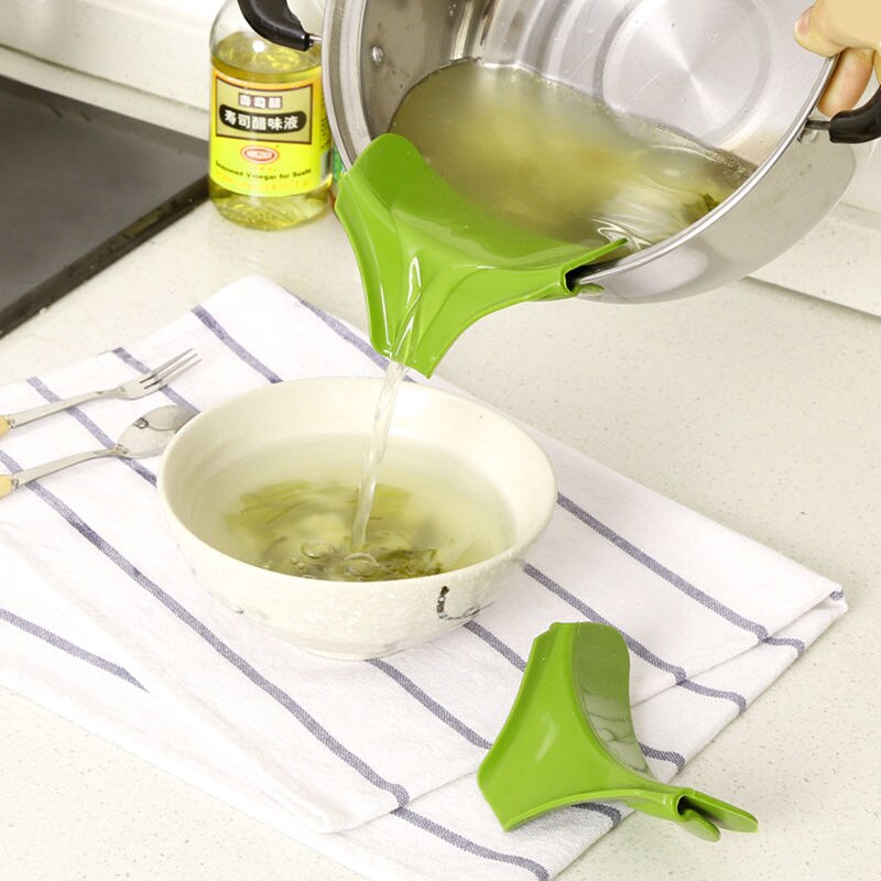 Useful Silicone Soup Funnel Water Deflector Tool Kitchen Gadget