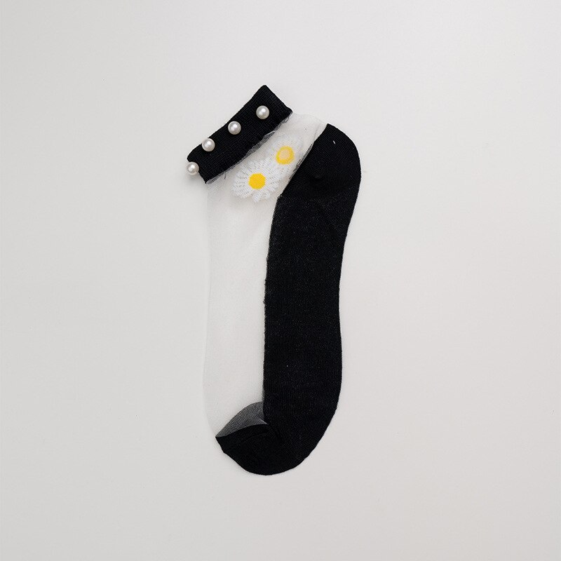 Breathable Thin Socks Women Summer Transparent Lace Socks with Pearl Lady Glass Silk Cotton Mesh Daisy Socks Nylon Ankle Socks: Black