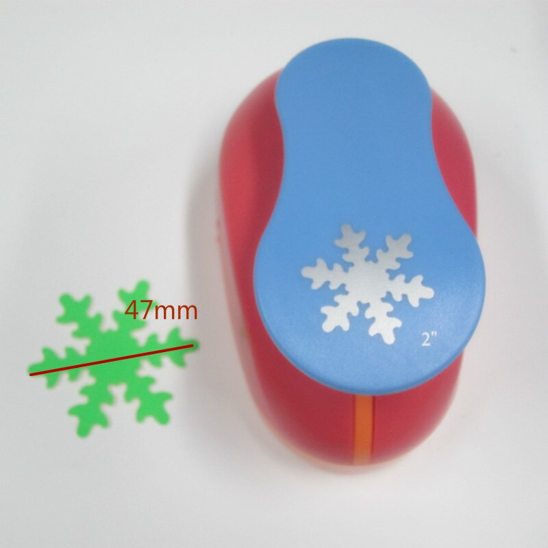 8mm-75mm forskellige størrelser snefnugformet håndværk punch barn diy værktøj papir cutter eva scrapbog jul sne hul puncher: 1 stk 47mm 8820 sne