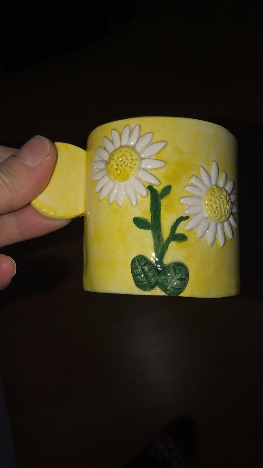 Handmade decorative ceramic daisy coffee cup and saucer teacup and base art trend