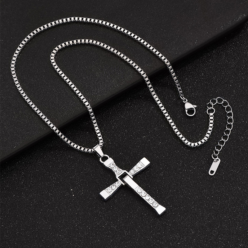 Dominic Toretto la celebridad rápida y furiosa Vin Diesel artículo cristal Jesús hombres Cruz colgante collar joyería de