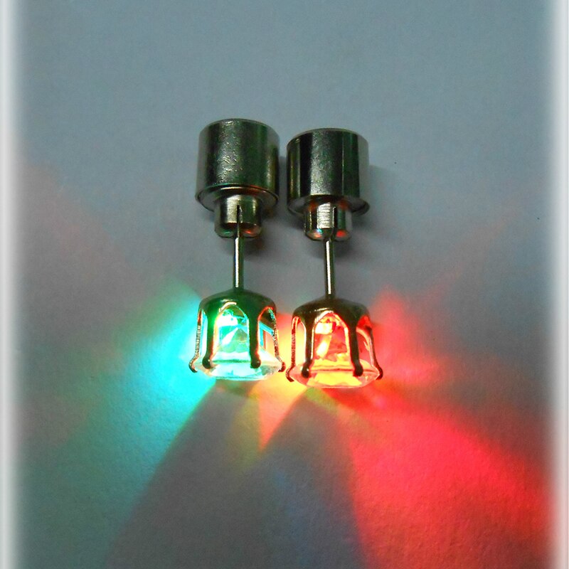 1 paar unieke jongens meisjes led licht kerst halloween feest vierkante bling oorbellen feest muziek festival oorbellen