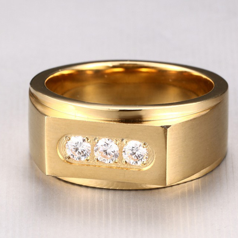 Classic Gold Kleur Zirkoon Mannen Ringen Mode Man Wedding Bands Sieraden Voor Mannelijke Vriend Beste Cadeau