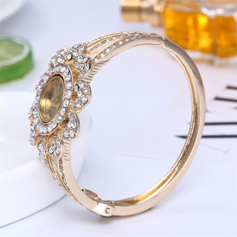 Luxe Vrouwen Armband Horloge Jurk Horloge Lady Gold Rhinestone Quartz Horloges Armband Horloge Vrouwen Klok