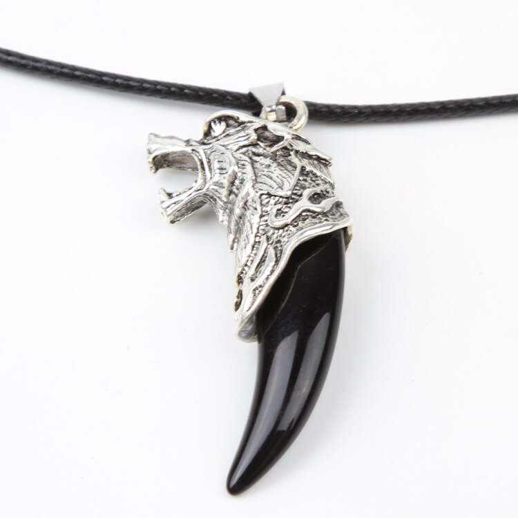 1pc Male Pendant Necklaces Punk Brave Men Wolf Tooth Spike Pendant Necklace for Men Choker Necklace