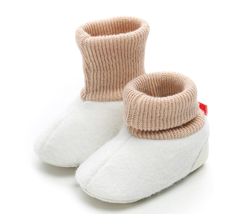 Stevige babyschoenen voor meisjes, eerste loopschoenen voor pasgeborenen, warme winterlaarzen voor peuters, baby's met zachte zolen, 0-18m