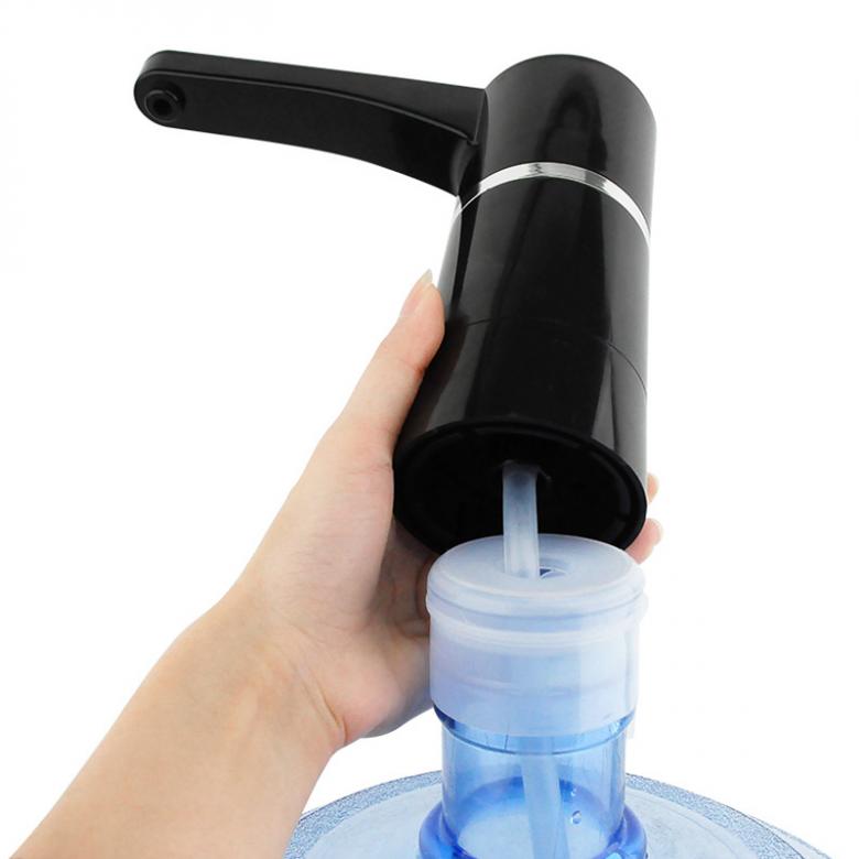 Kannettava painike langaton ladattava sähköinen annostelija vesipumppu/usb-kaapeli ja silikoniletku 4.5l-18.9l tynnyrille