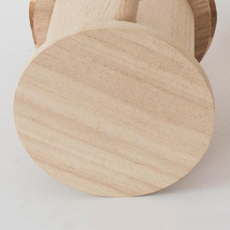 Natural Wooden Bird House Hanging Nest Outdoor Garden Cage Outdoor Resting Place Shelter Habitat for Small Bird