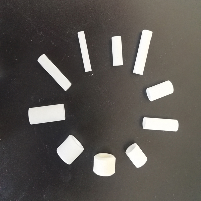 Ceramiczna rura izolacyjna z pojedynczym otworem Alumina porcelana wysokotemperaturowa rura izolacyjna do elementu grzejnego