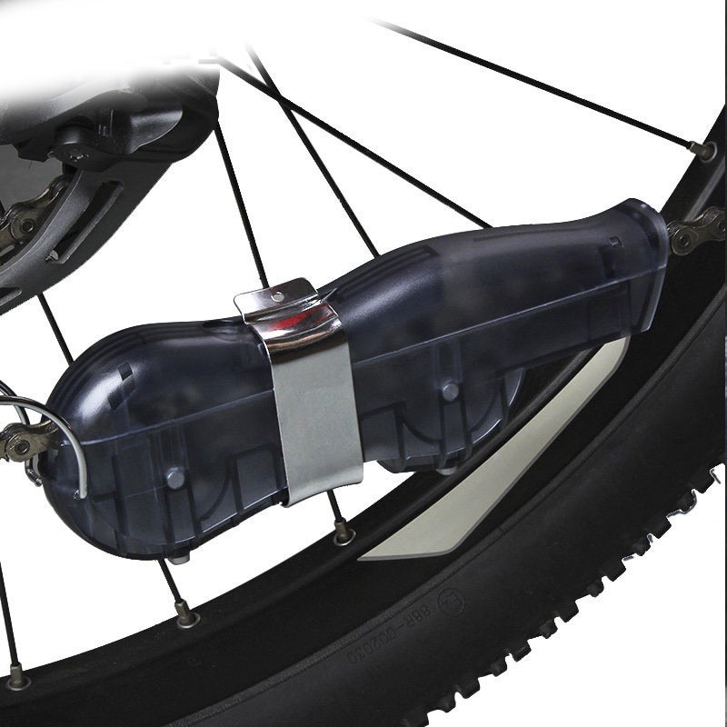 Portable Mountain Bike Chain Cleaner Chain Washer Tool Bicycle Chain Scrubber Lubricating Oil Flywheel Outdoor Clean Brush