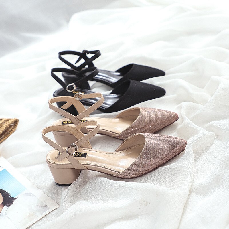 Zapatos de tacón bajo para mujer, estilo coreano, con lentejuelas brillantes, para boda, sandalias de gladiador con tacones cuadrados.