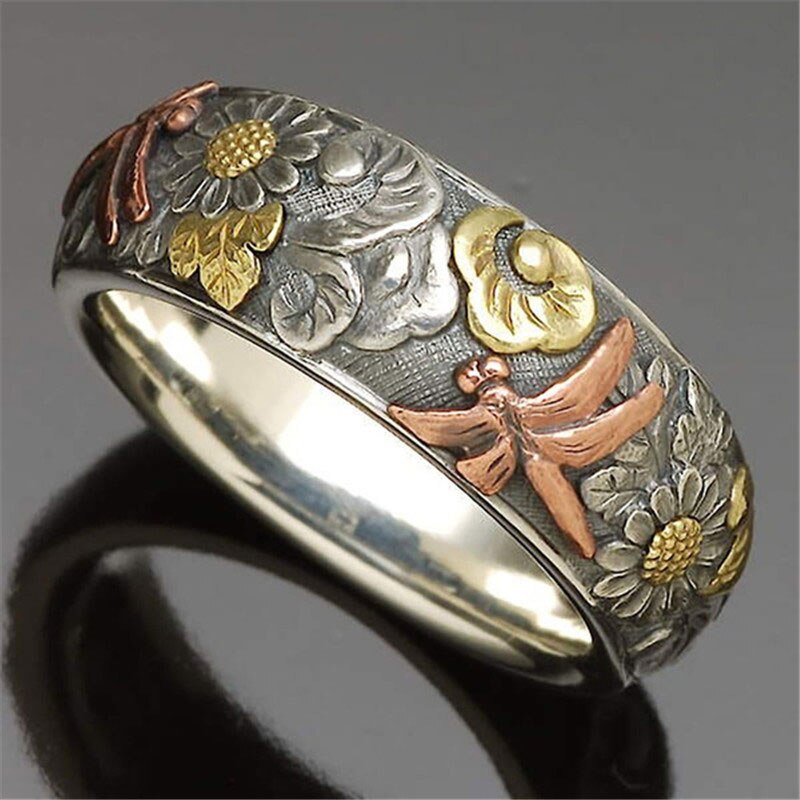 Vintage Dragonfly Flower Rings for Women Classic Personality Finger Rings Arrivals Engagement Female Jewelry