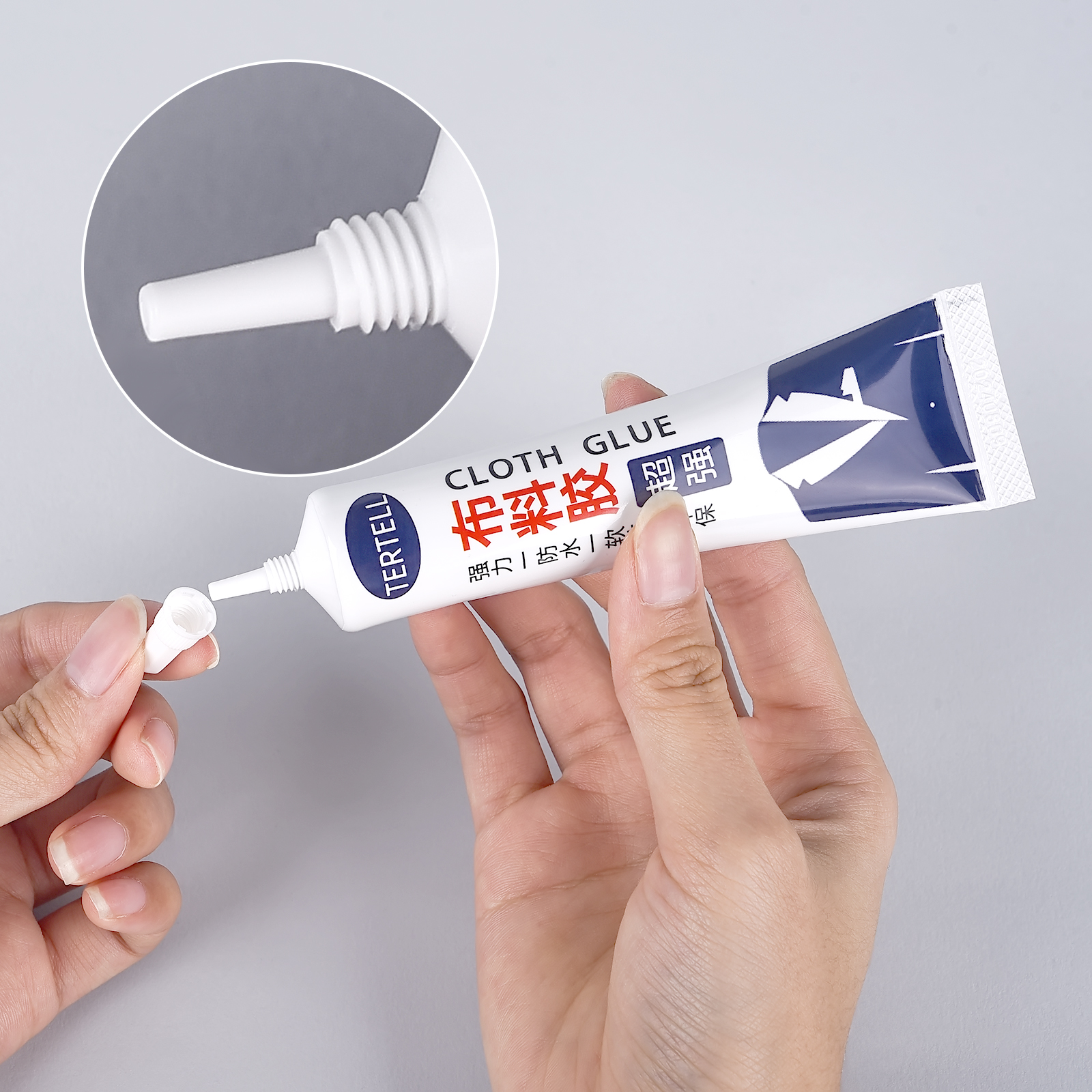 30g Fabric Sewing Glue Jeans Clothes Patching Glue Liquid Instant Transparent Fabric Clothing Repair Sew Glue Sealers Glue