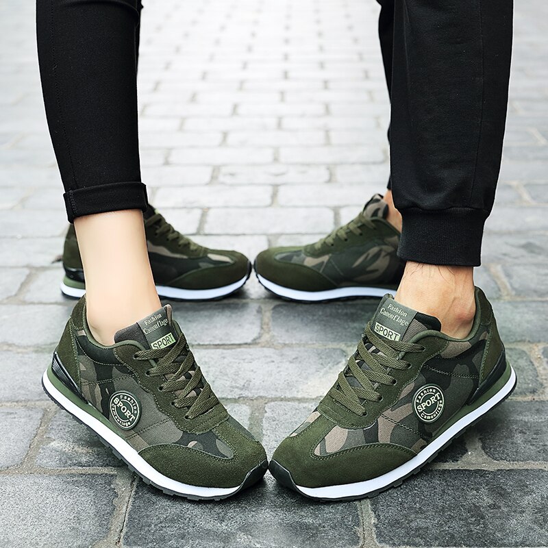 Hommes femmes chaussures de Golf en plein air dames Sport chaussures sans pointes printemps automne léger mâle Golf formateurs baskets Camouflage